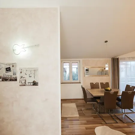 Anita Apartmán Nin