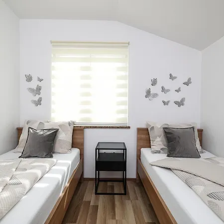 Anita Apartman *