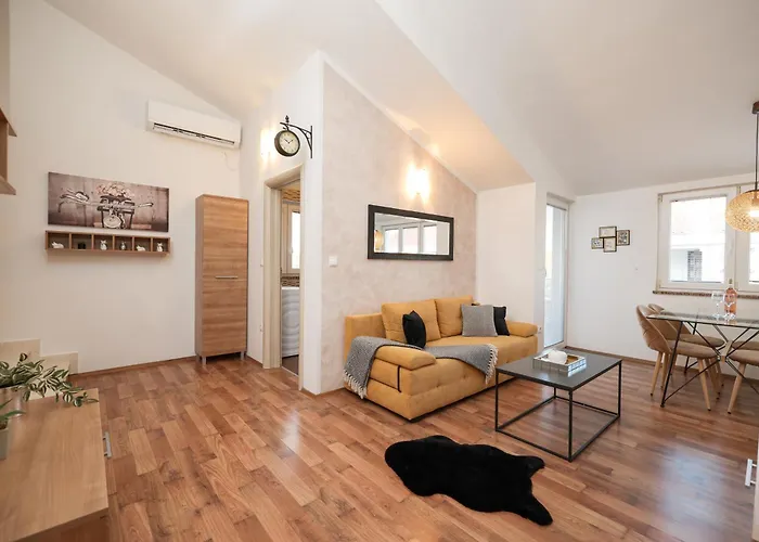 Anita Apartman