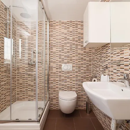 Anita Apartman Nin