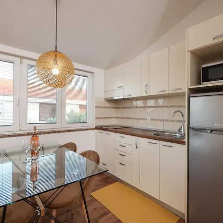 Anita Apartman Nin
