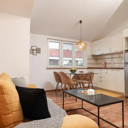 Anita Apartman *