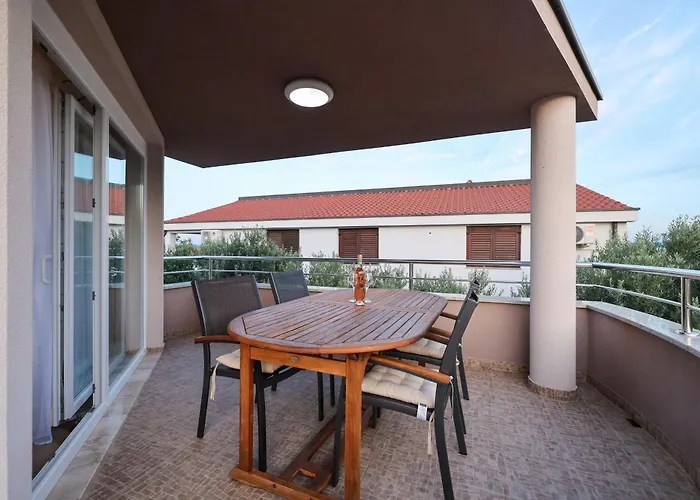 Anita Appartement Nin